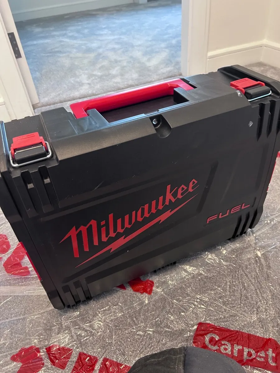 Milwaukee 2nd fix Nail Gun - Image 3