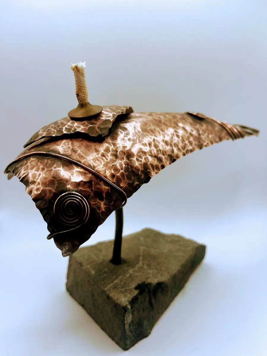 Handcrafted sculpture - Image 3