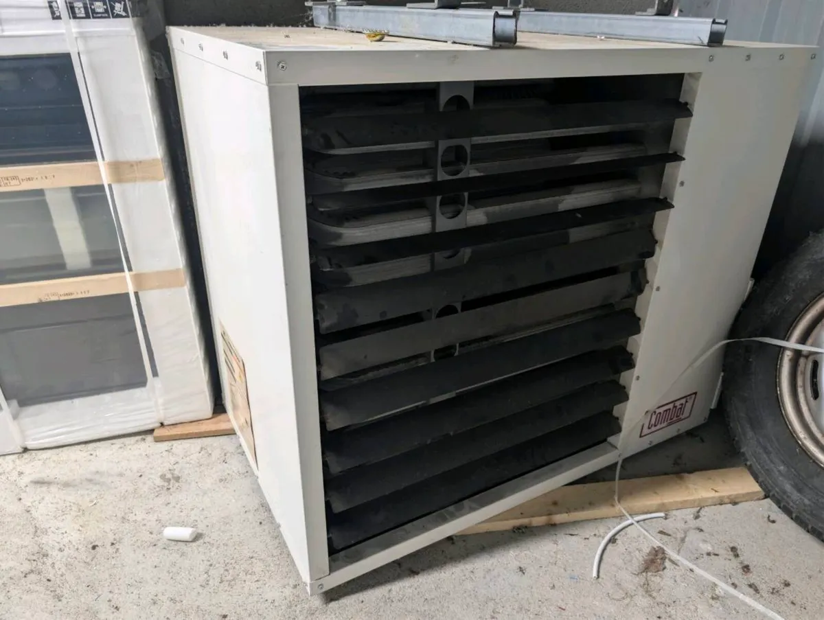 Gas heater - Image 2