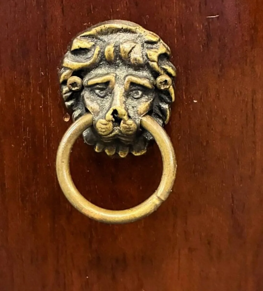 VINTAGE DRINKS CABINET - Image 2