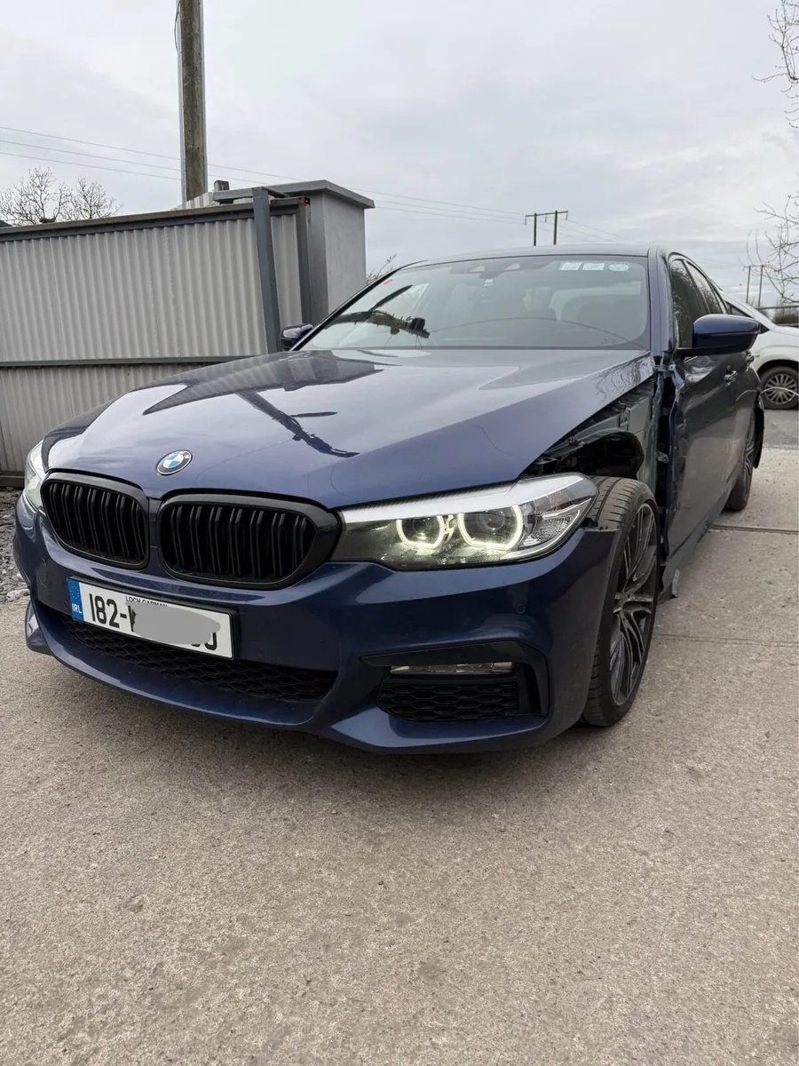 2018 BMW 530d M sport damaged - Image 2