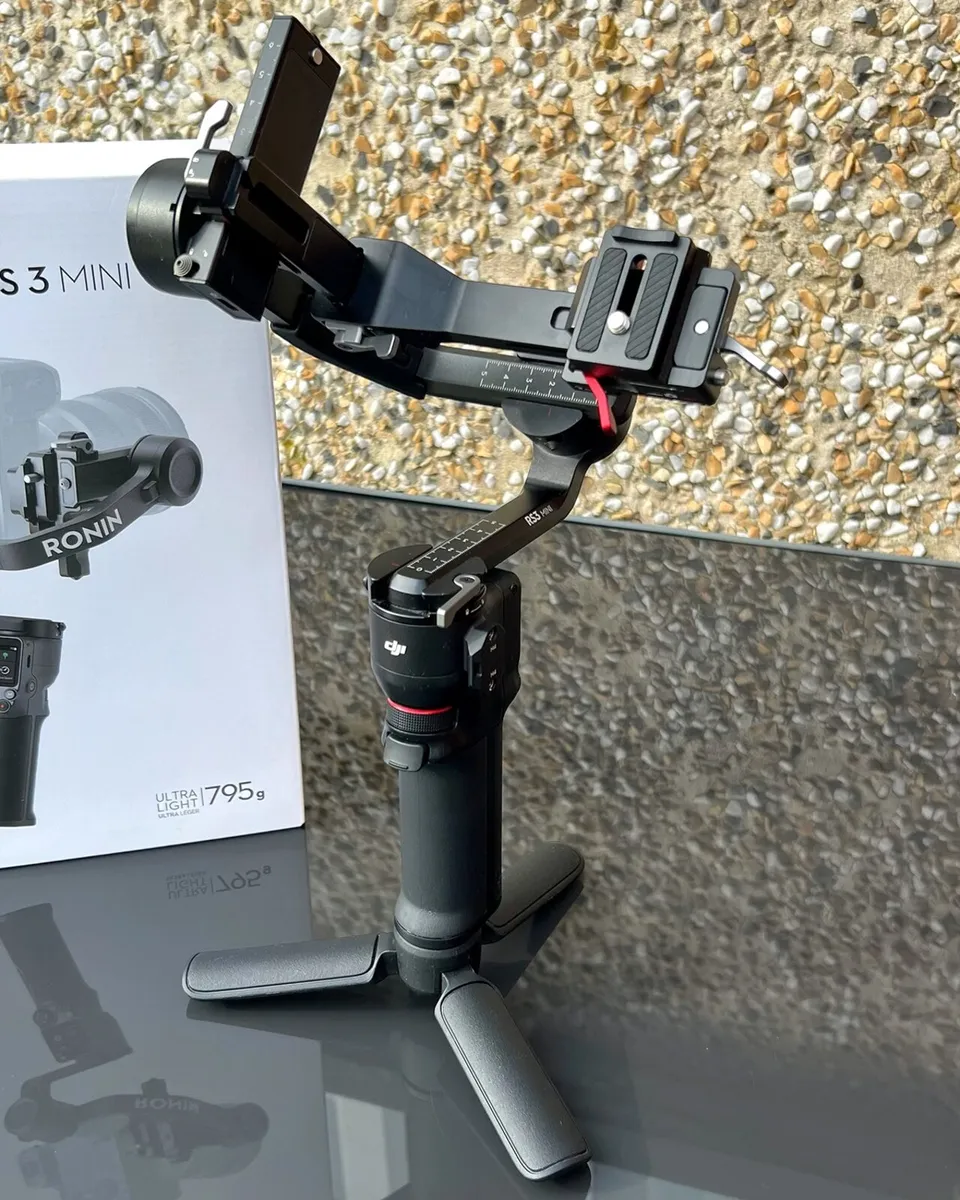 DJI RS 3 Mini - Used Once - Like New - Boxed - Image 2