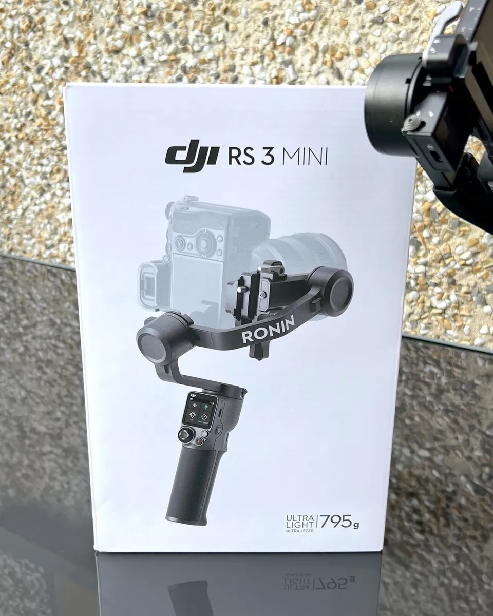 DJI RS 3 Mini - Used Once - Like New - Boxed - Image 3