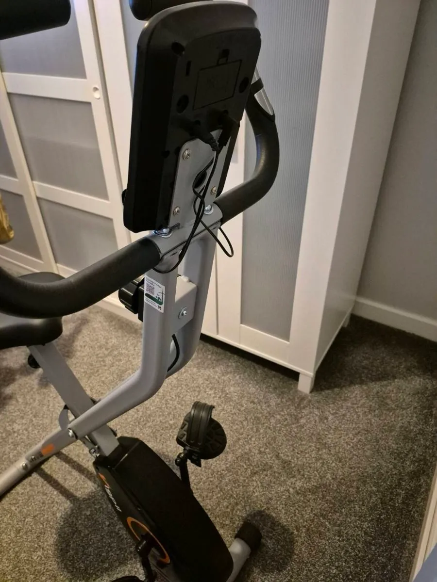 Excercise bike - Image 4