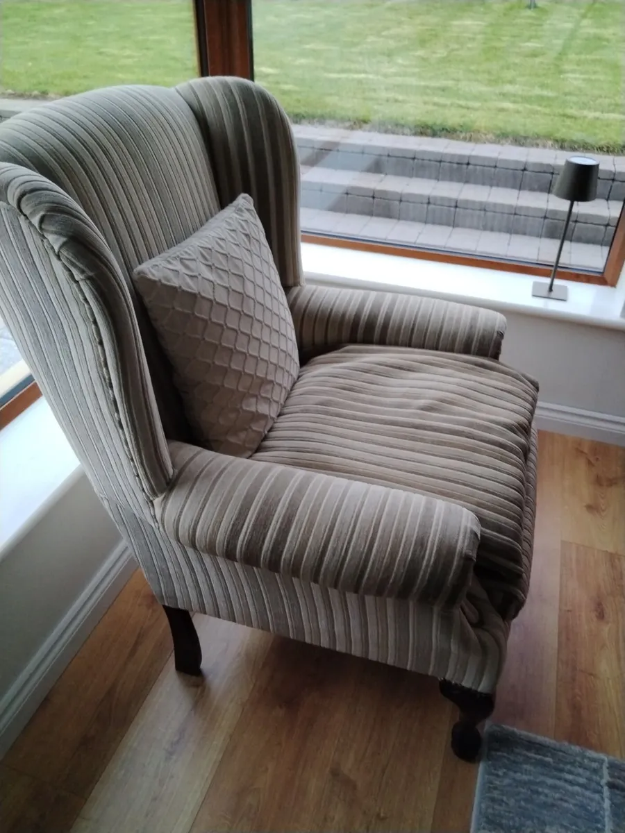 Queen Ann arm chair - Image 1
