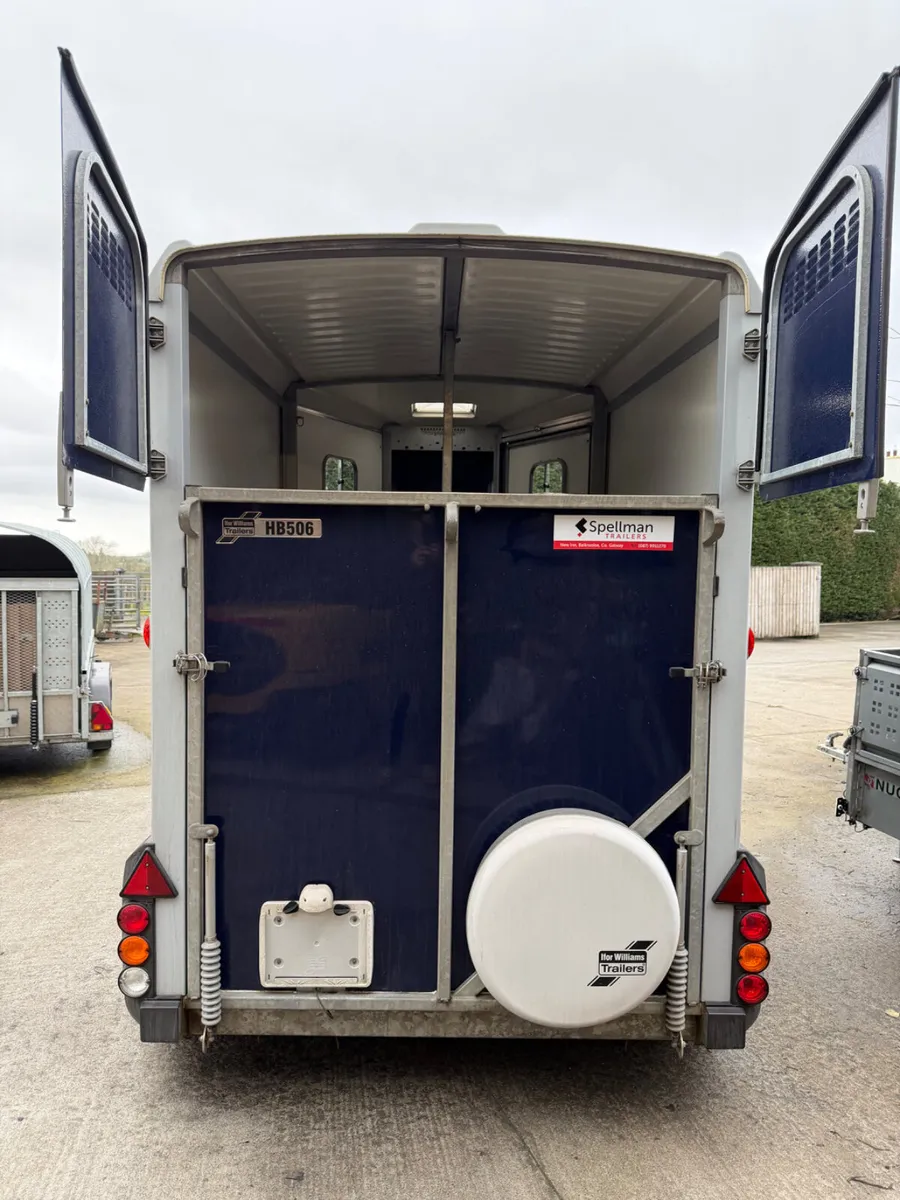 Ifor Williams horse box - Image 4