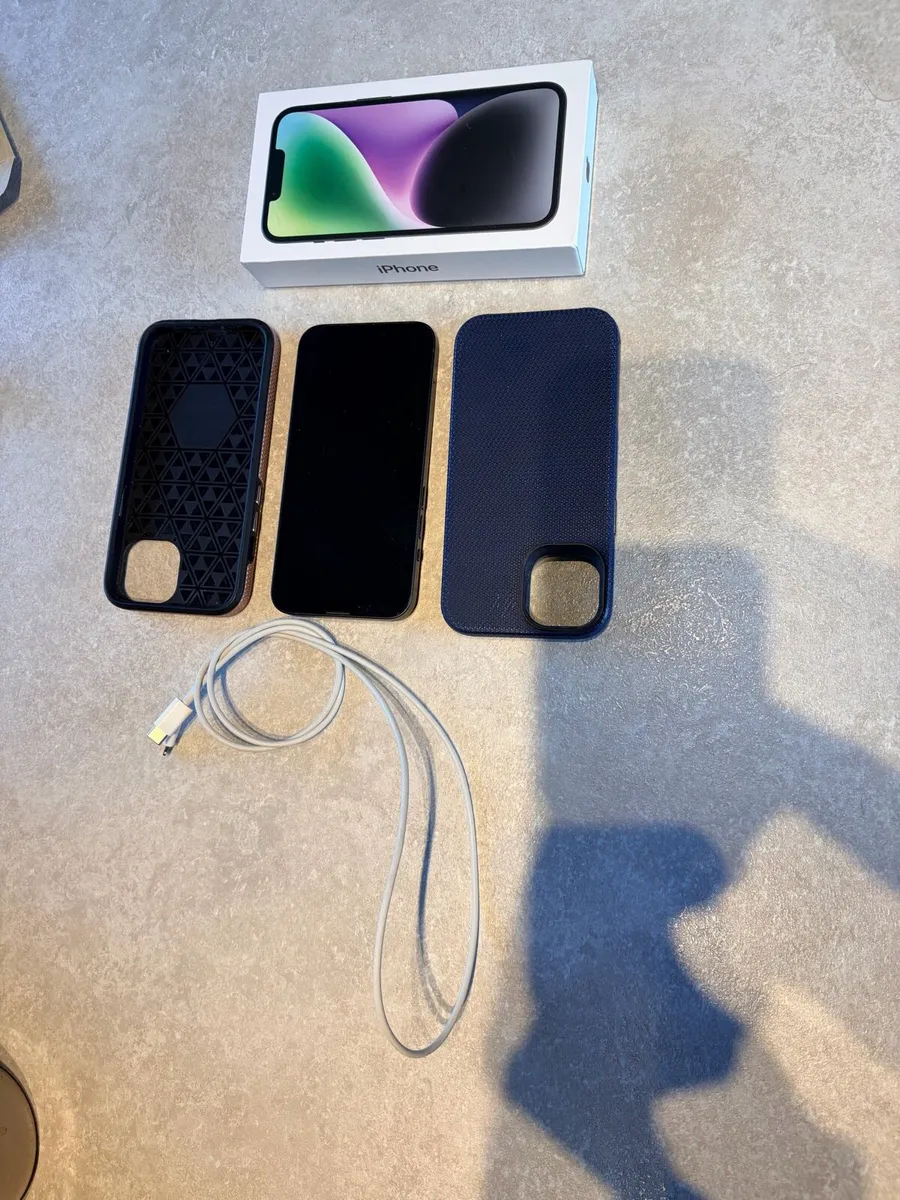 iPhone 14 - Image 4