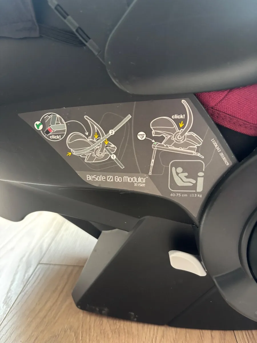 Newborn Car Seat with iso fix base - Image 2