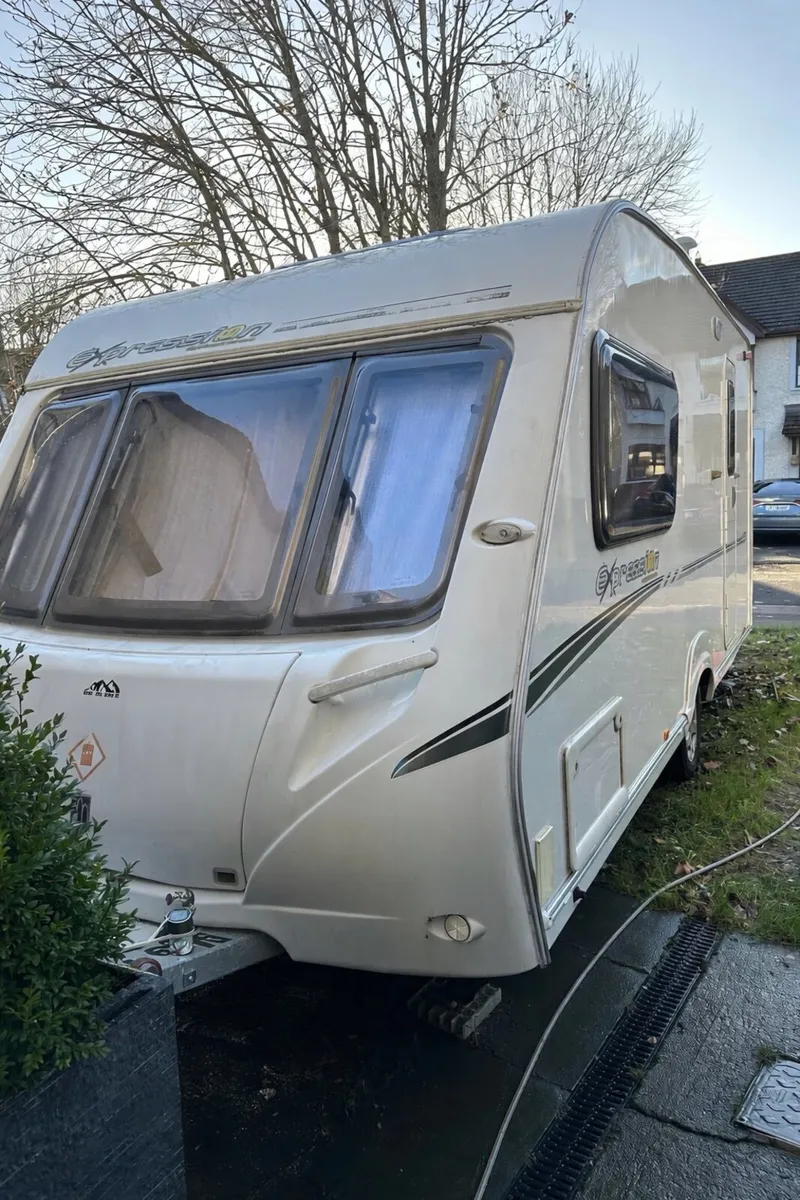 Abbey Expression 470 caravan,2007, 2 berth - Image 4