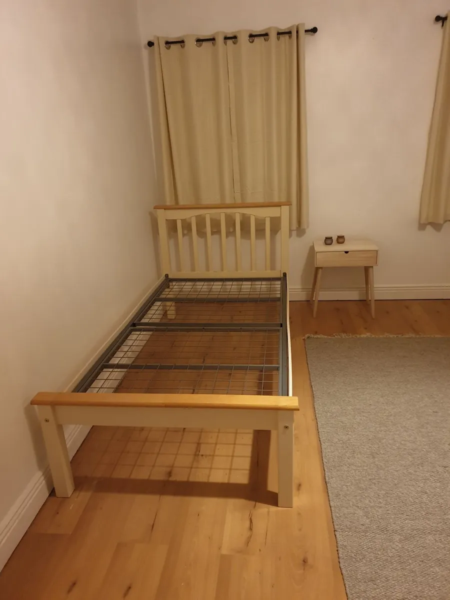 Single bed for sale - Image 2