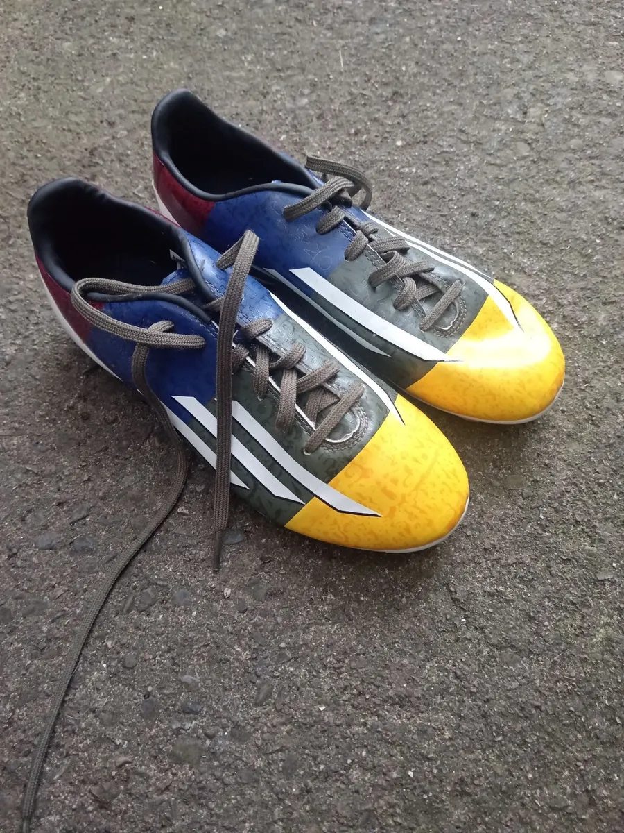 Football boots - Image 3