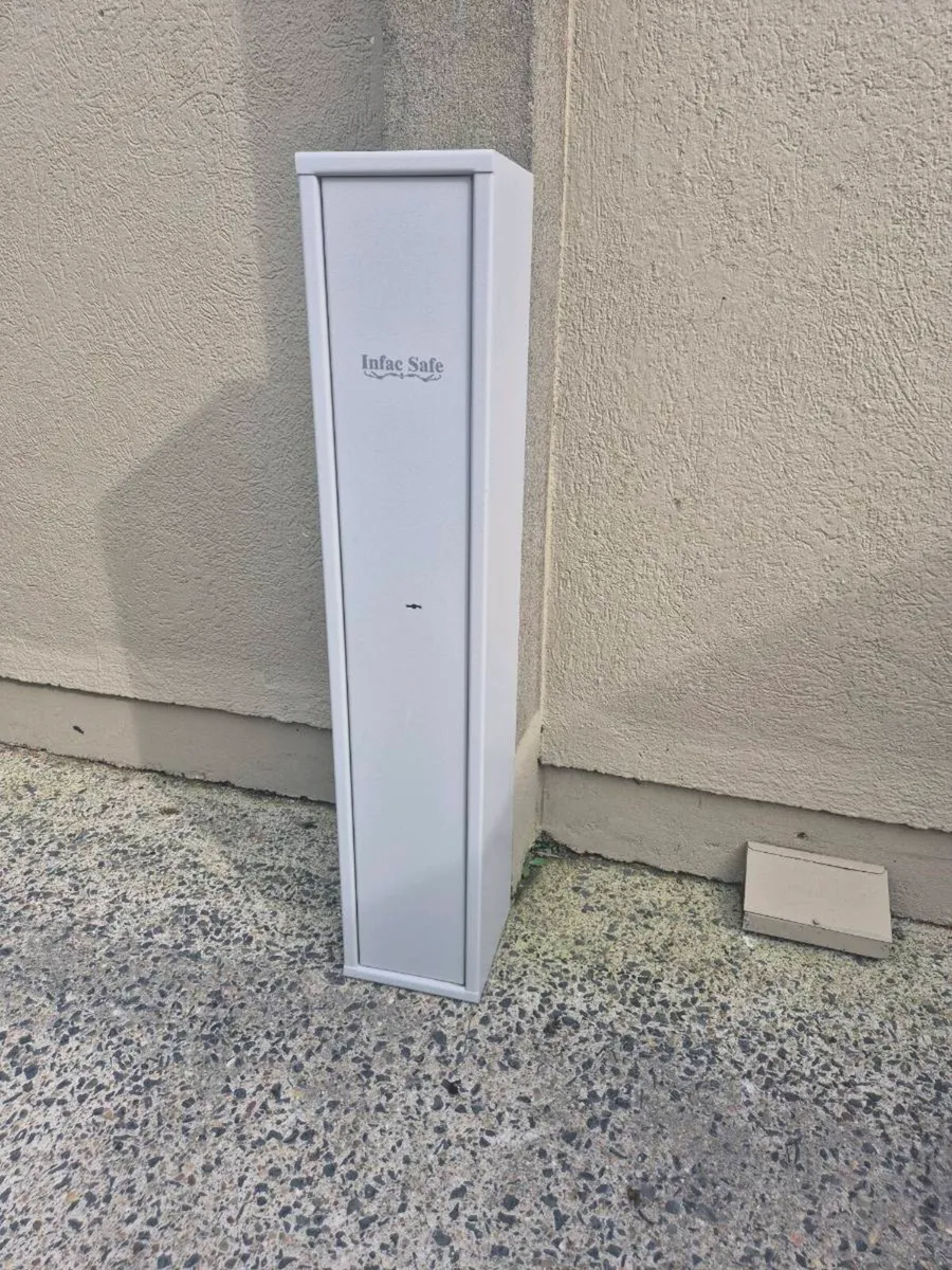 Gun  safe - Image 1