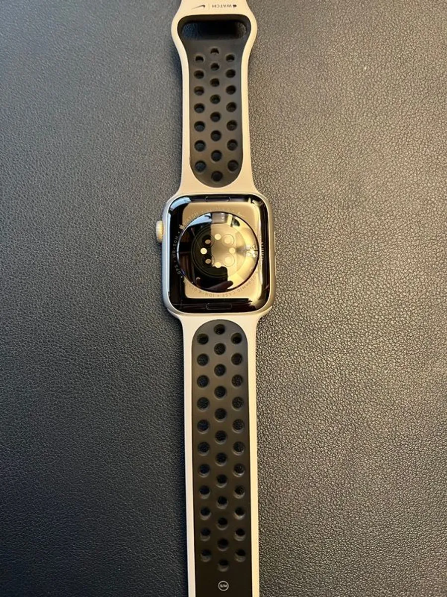 Apple Watch 6 ( Nike Sport ) - Image 3