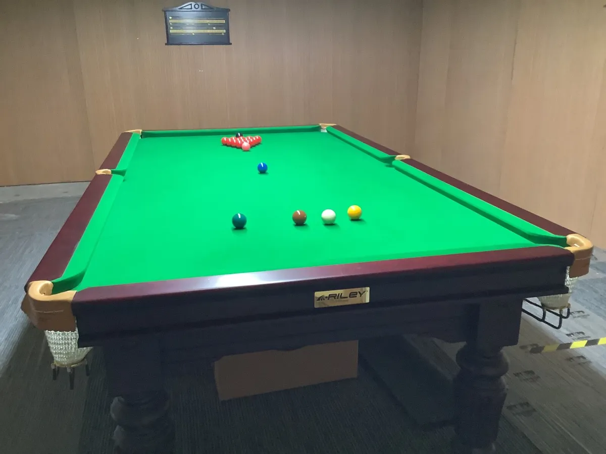 9ft Riley Snooker table - Image 2