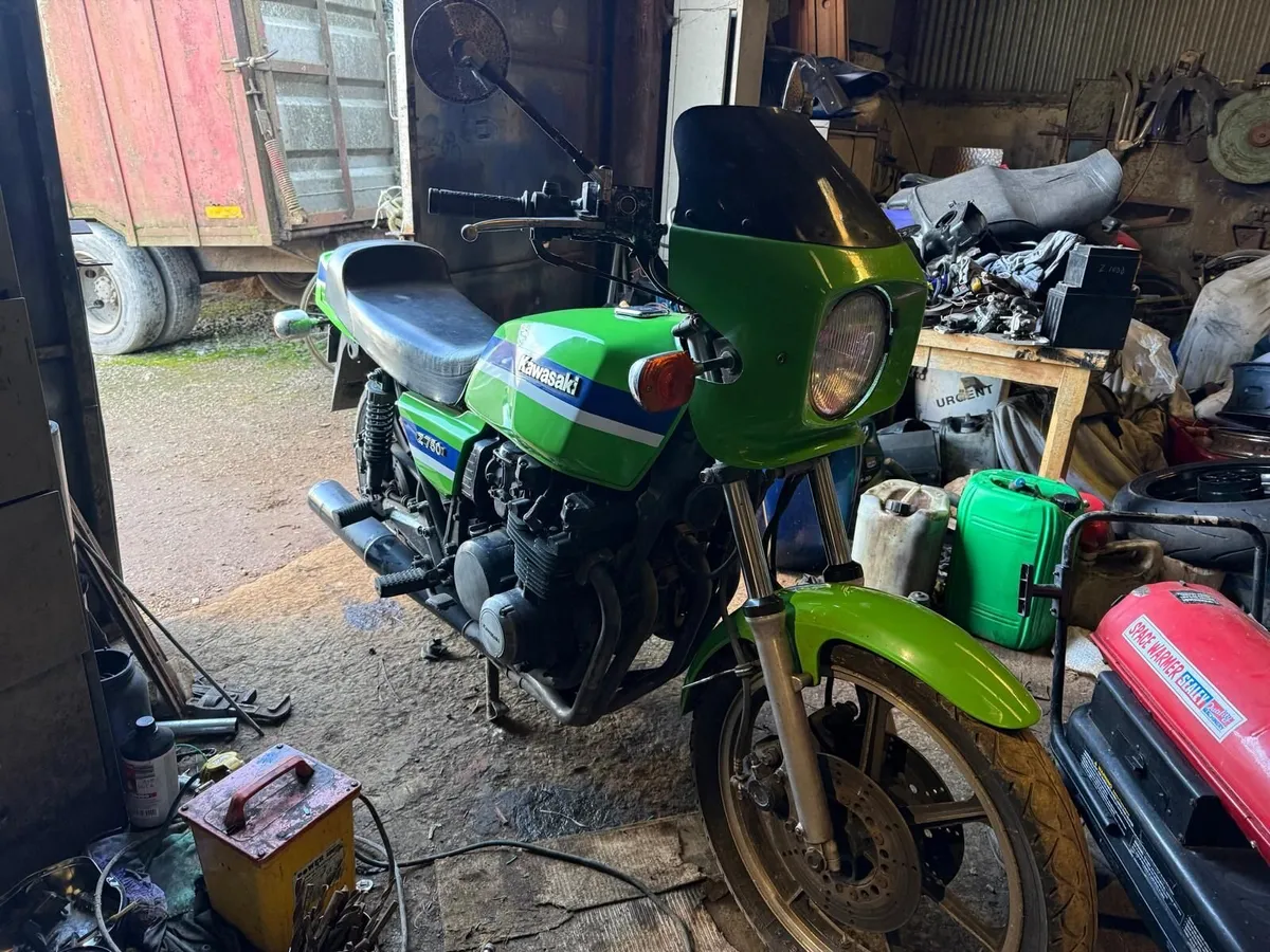 2 1981Kawasaki Z750 - Image 1