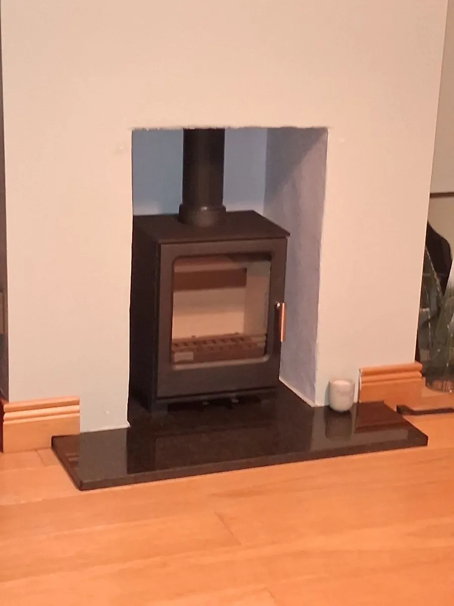 .........Cast Iorn 🔥 fireplace - Image 3