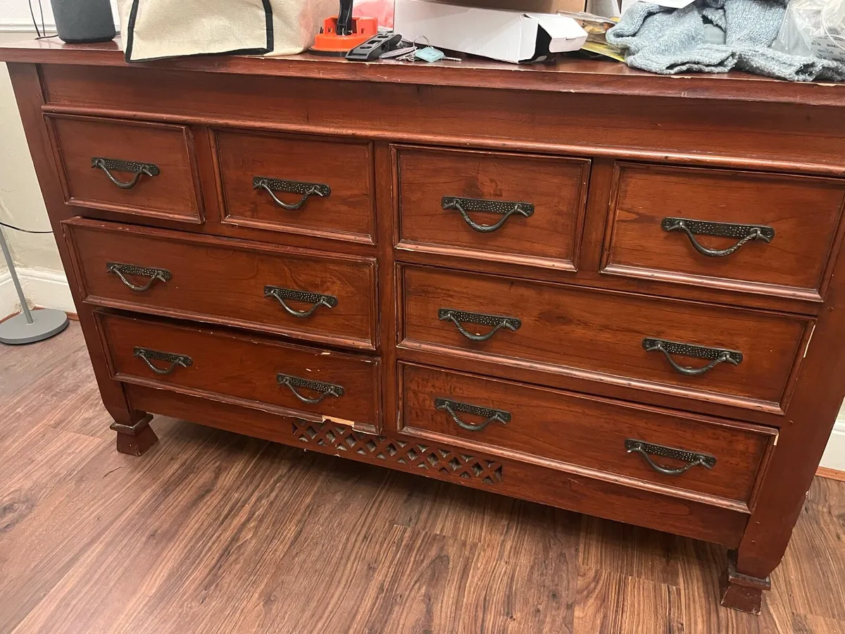 Free Antique Dresser/Chest of Drawers - Image 1