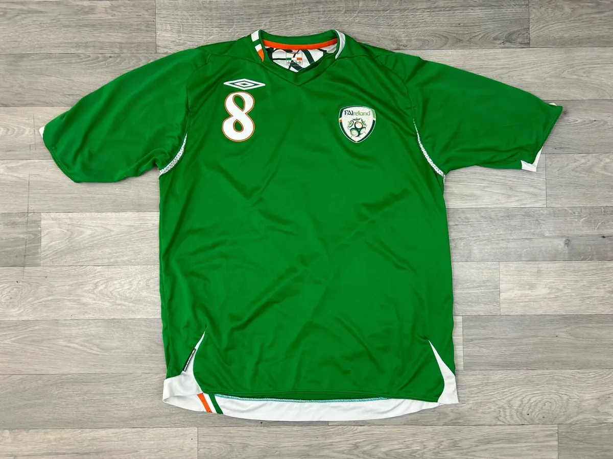 Vintage 2006 Umbro Ireland Player Issue Jersey XL - Image 3
