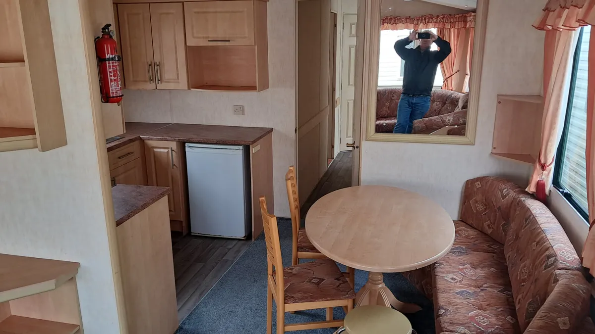 Willerby Westmoreland 37x12 3 - Image 3