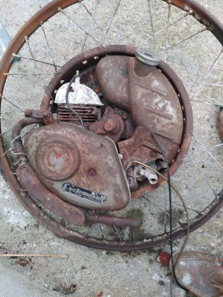 Vintage back cycles master wheel - Image 2