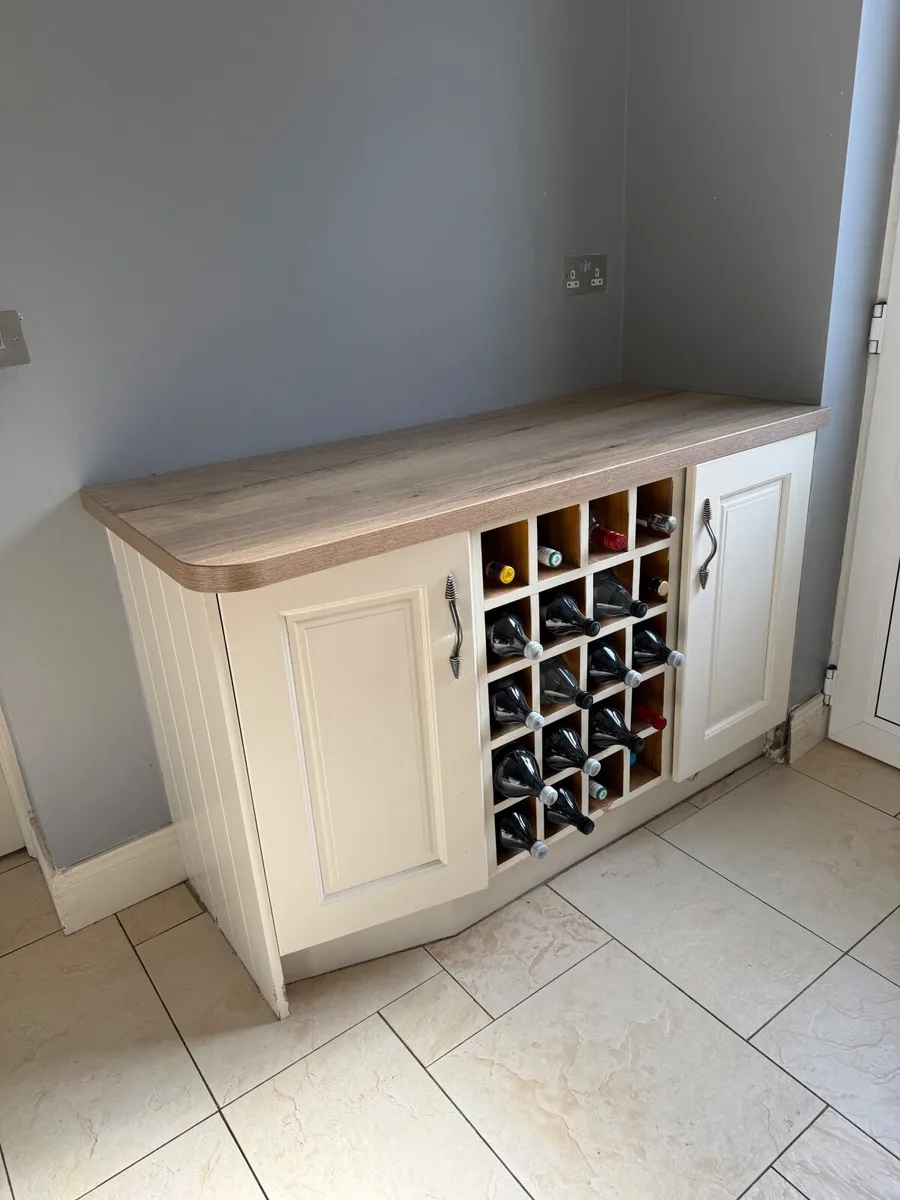 Utility Room/ Kitchen Cabinets - Image 4