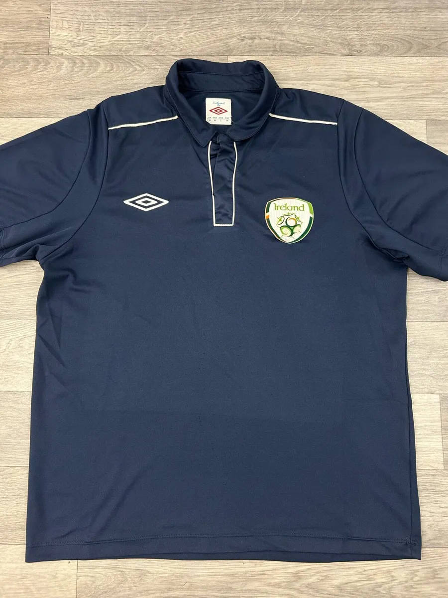 Vintage Umbro Ireland Training Jersey Shirt Medium - Image 2