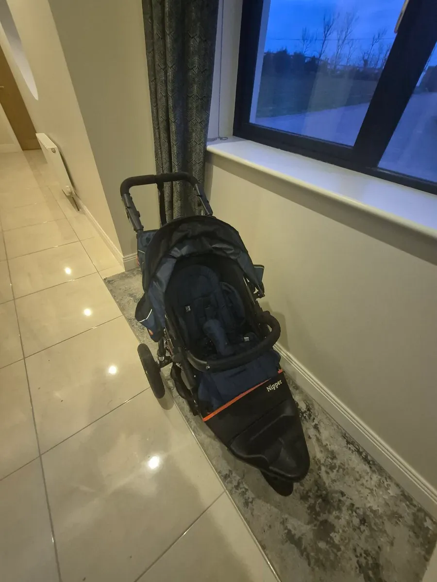 out and about nipper v5 - Image 2