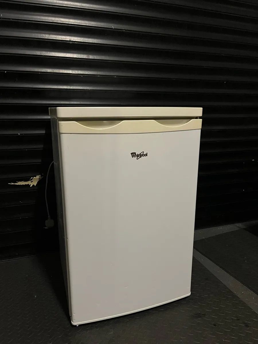 Whirlpool under-counter fridge (icebox) - Image 1