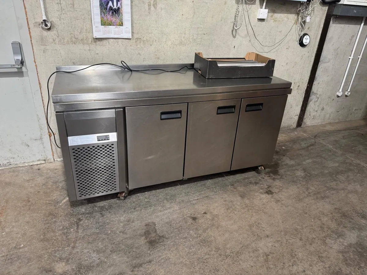 FOSTER XTRA 3 DOOR FRIDGE WITH COUNTER - Image 1