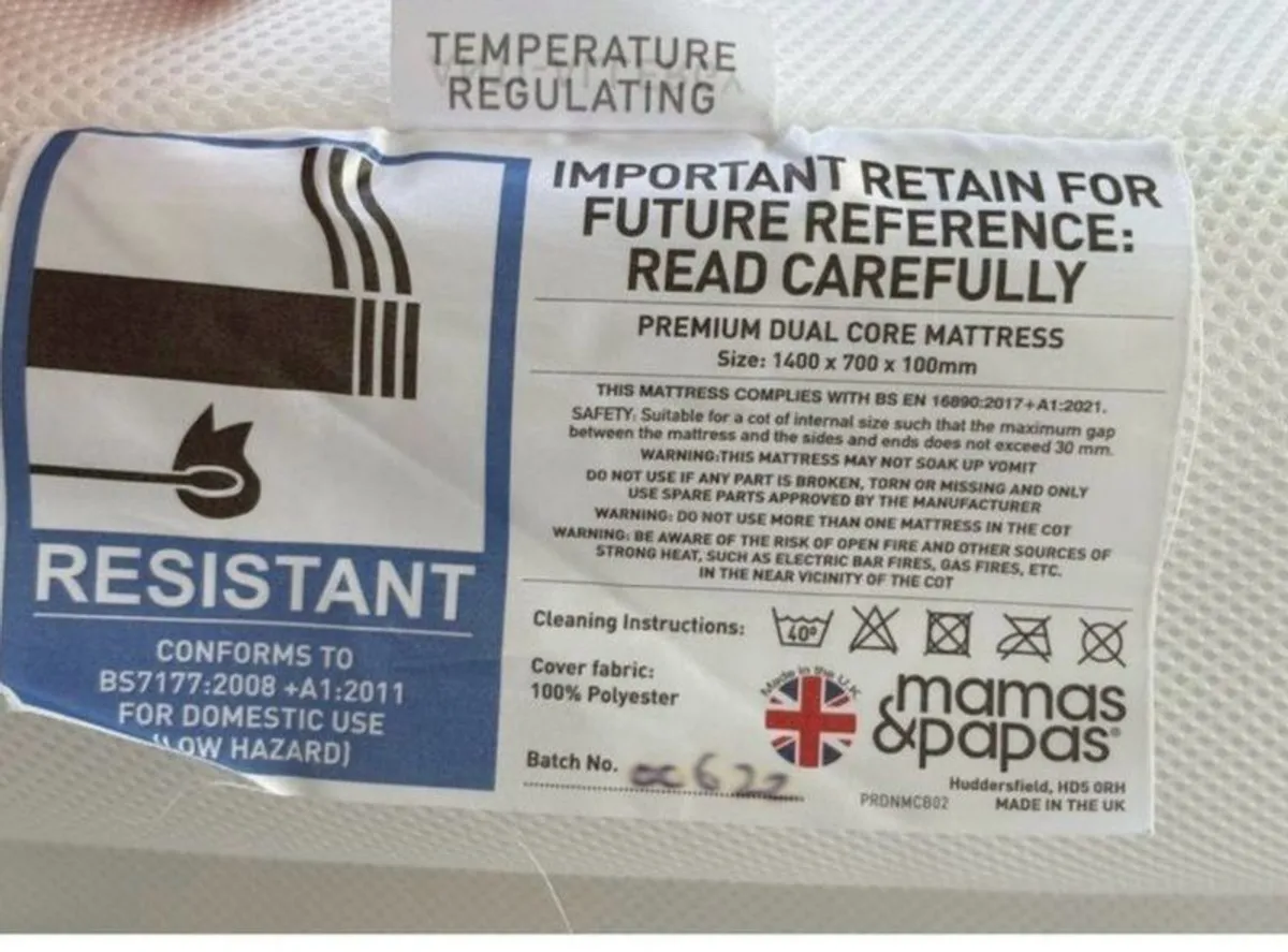 Mamas & Papas Melfi Cot/ Cot Bed (Converts to Toddler Bed) - Image 4