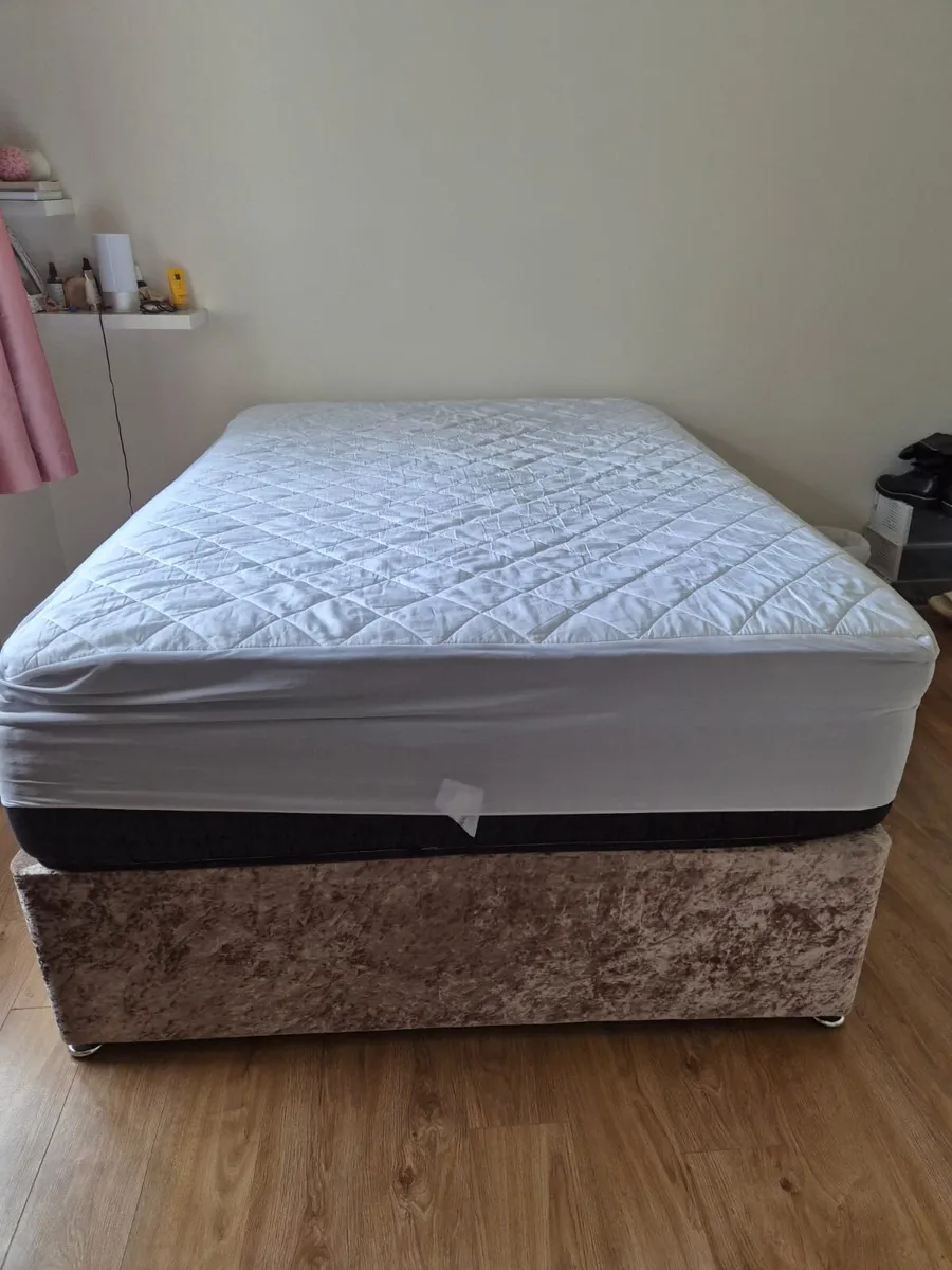 Mattress & Base - Image 1