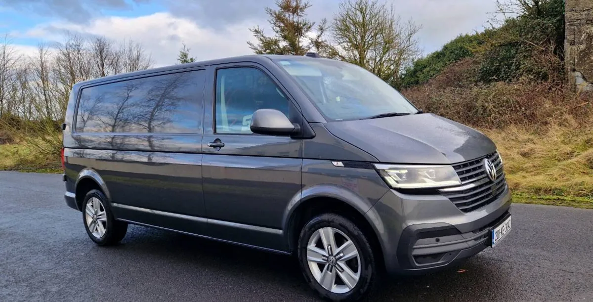 VW Transporter 150 BHP HIGHLINE (No VAT) - Image 1