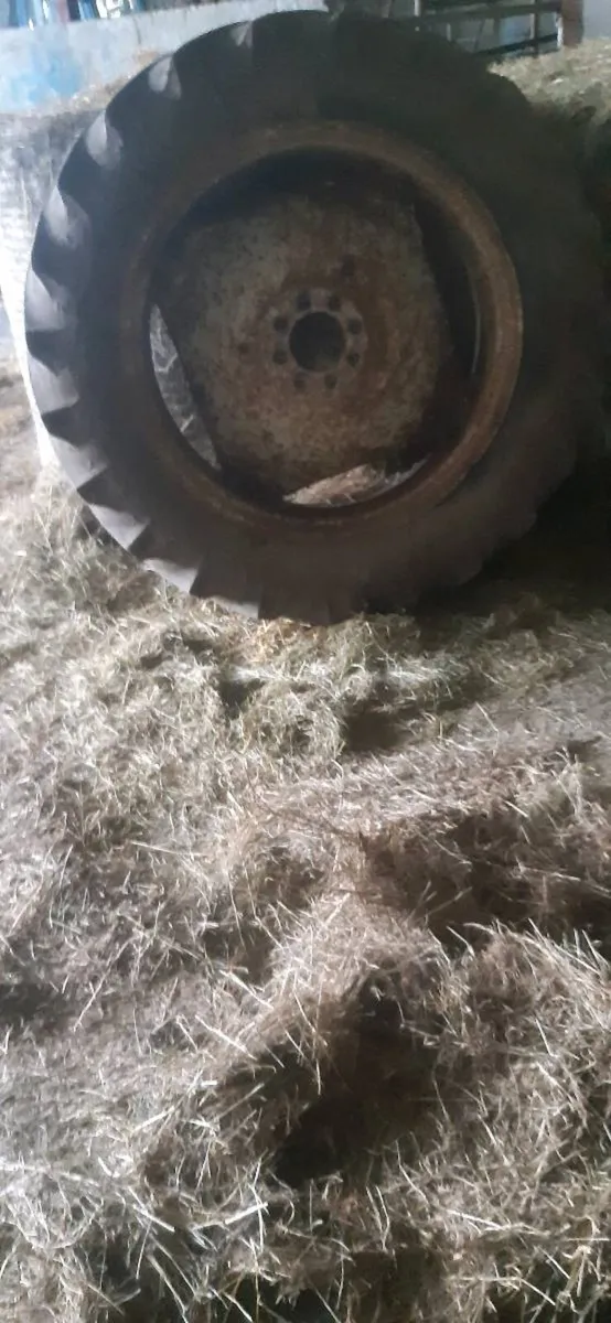 12 X 36 Tractor Wheels - Image 3