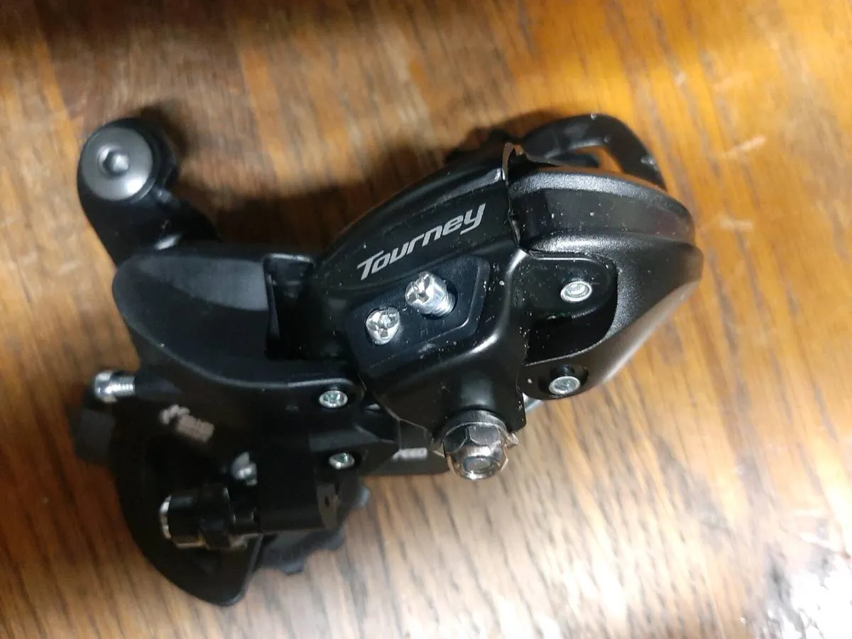 Shimano tourney bike derailleur new - Image 4