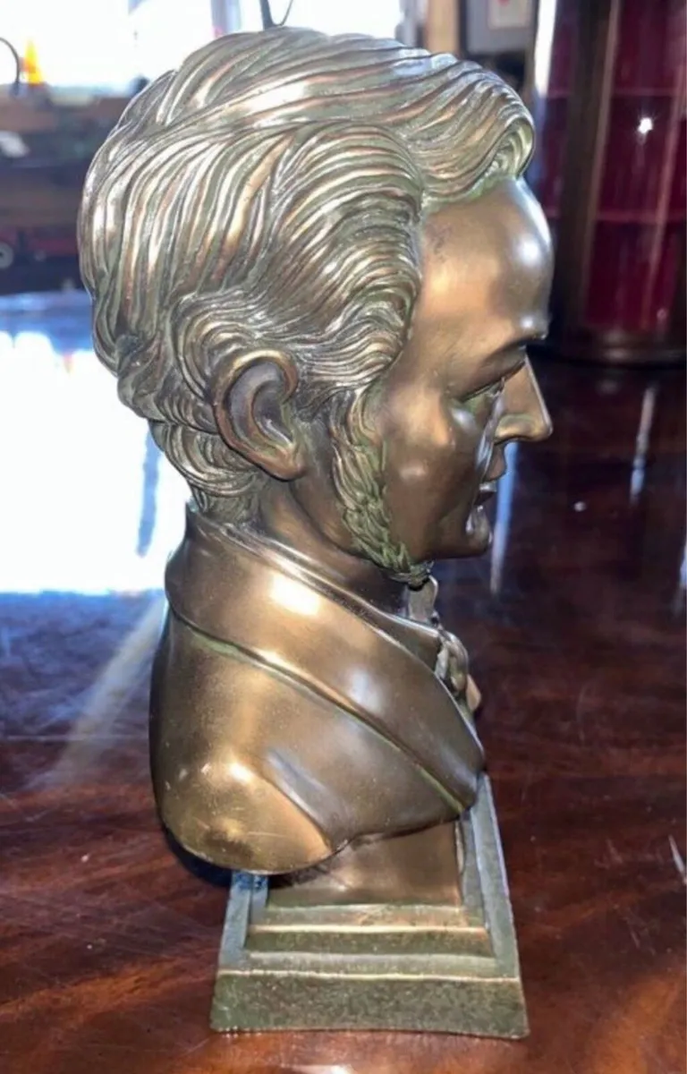 Classical Music lovers....Bust of Richard Wagner - Image 4