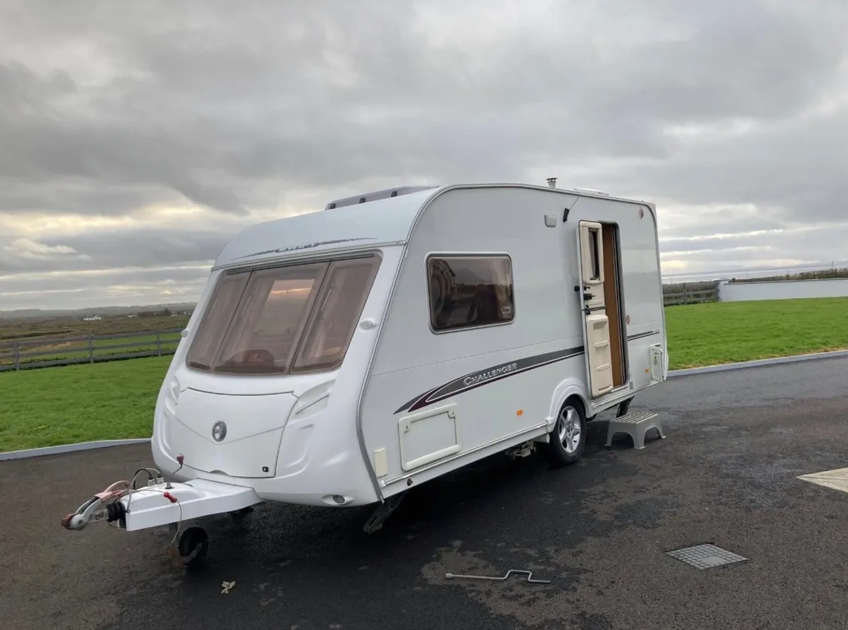 Swift Challenger 480 - Image 2