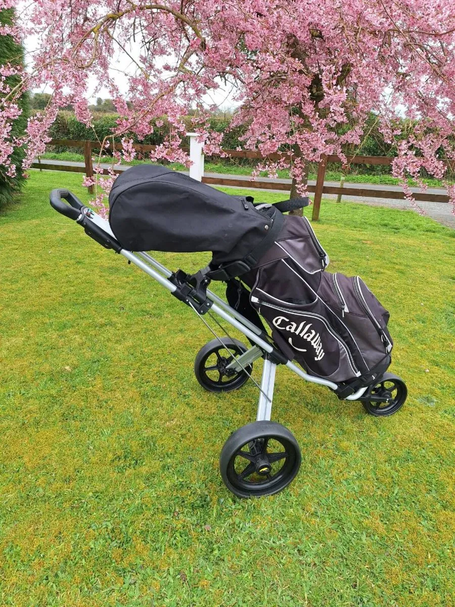 Golf clubs, full set, bag and trolley - Image 1