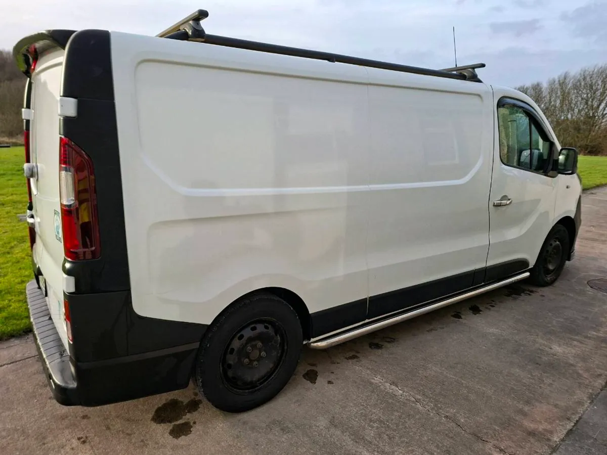 Vauxhall vivaro van - Image 2