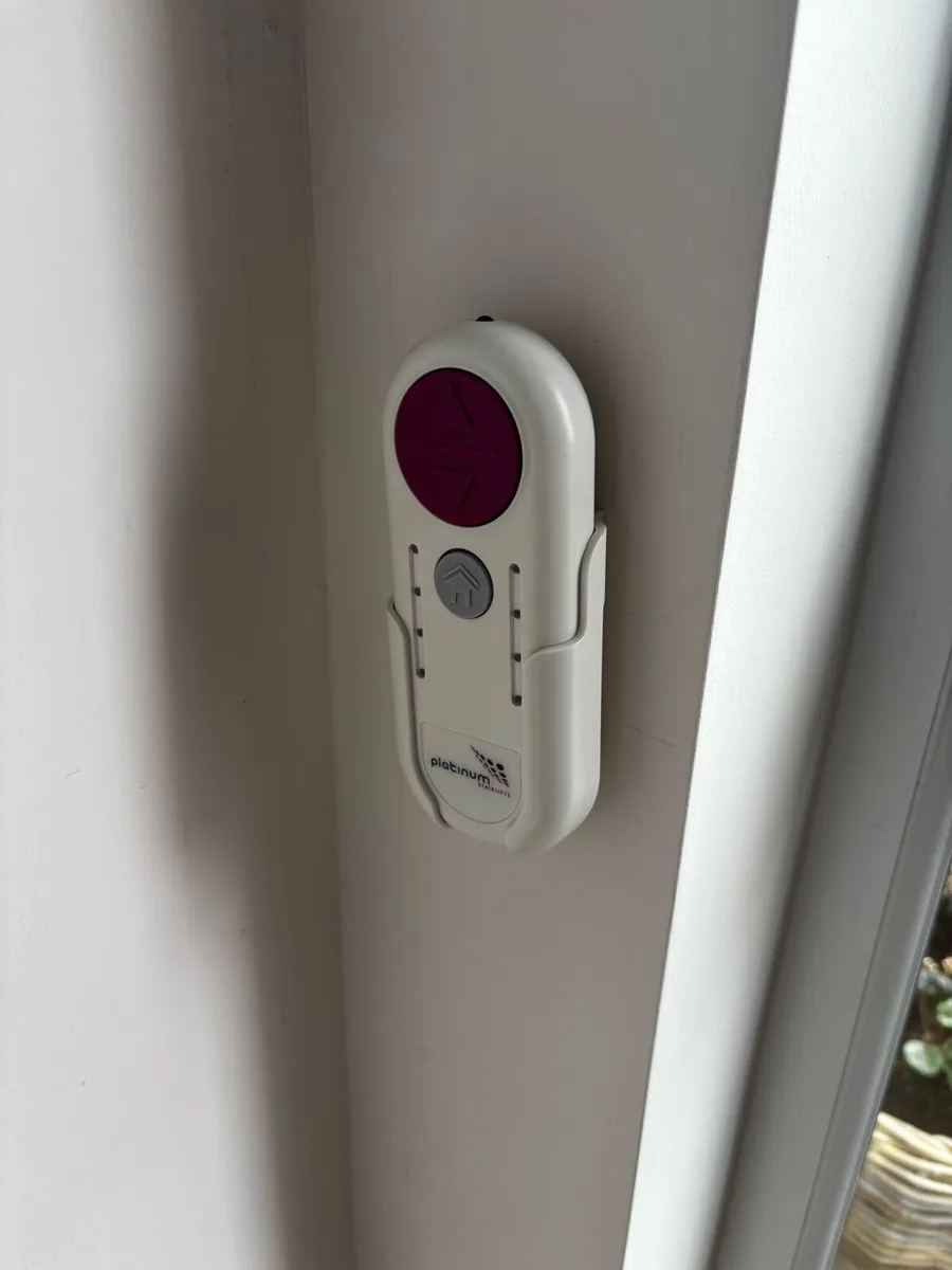 Ergo Straight Stairlift - Image 4