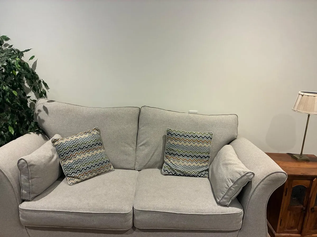 Suite of Furniture - Image 4