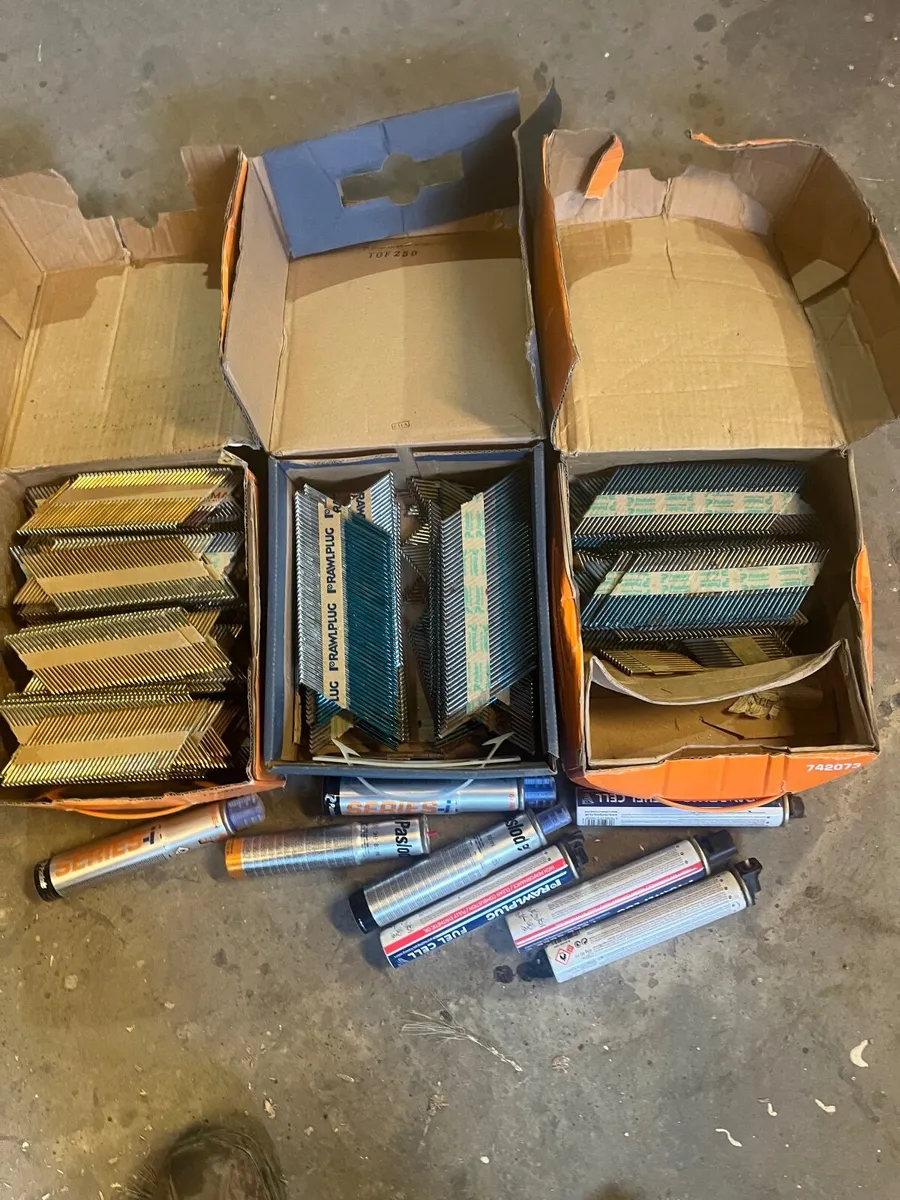 paslode nail gun - Image 1