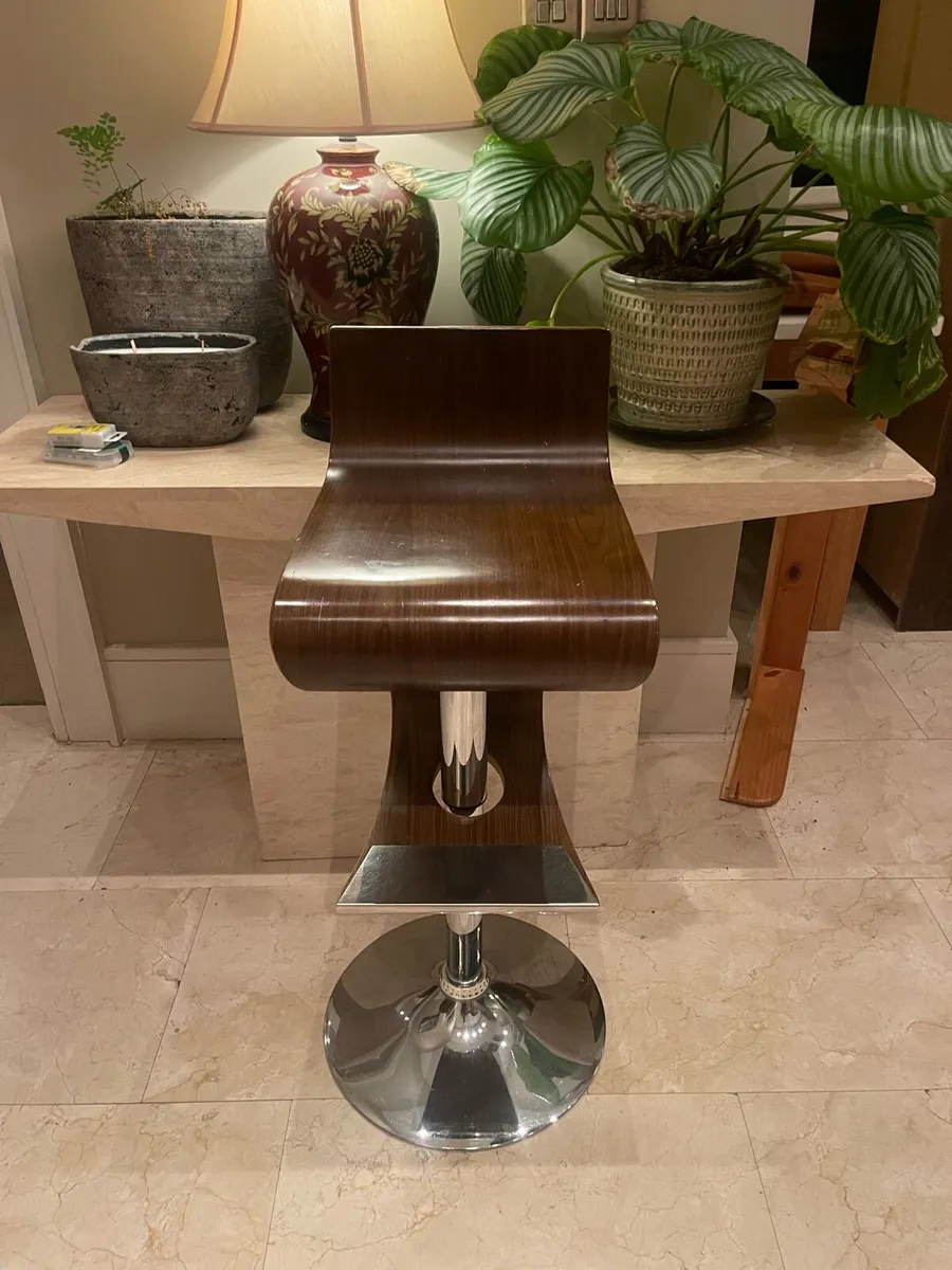 Stunning Tall Kitchen Island Breakfast Bar Stool - Image 2