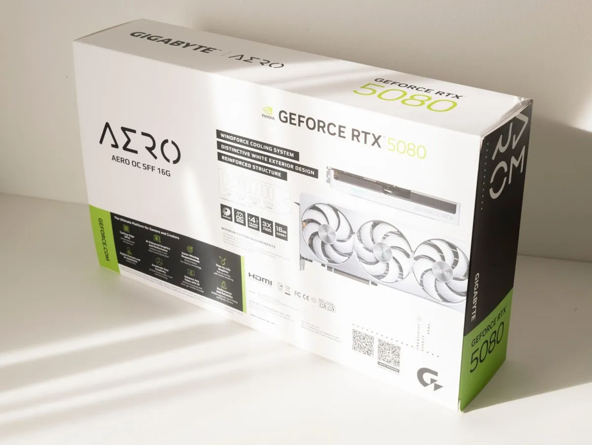 NVidia GeForce RTX 5080 16GB Gigabyte OC Aero SFF - Image 2