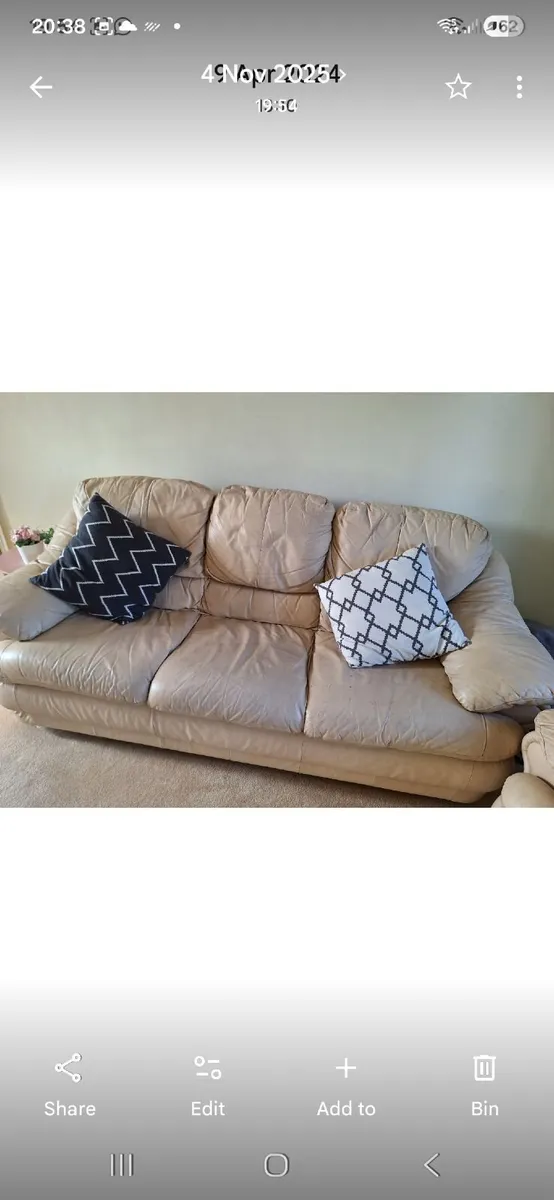 3 piece suite  cream leather - Image 4