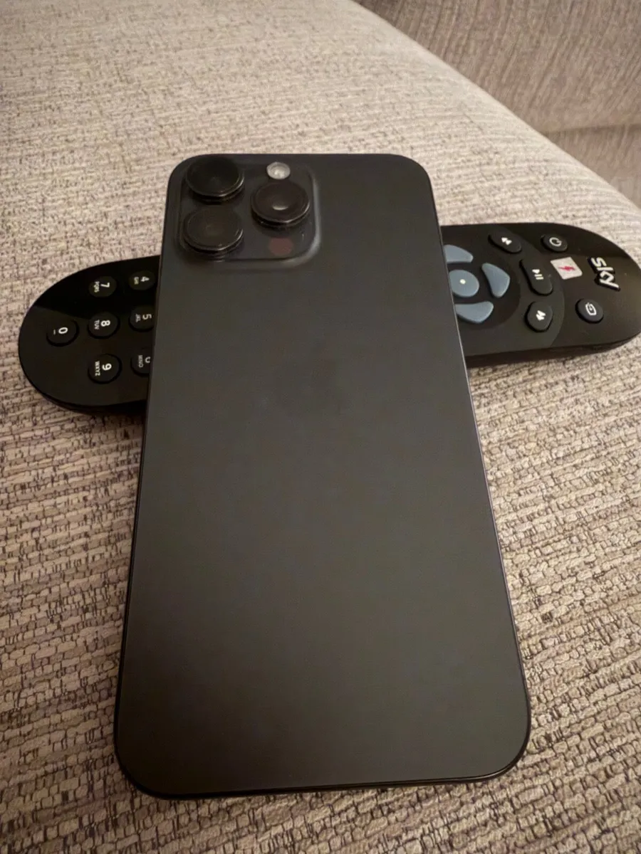 iPhone 15 pro max - Image 2