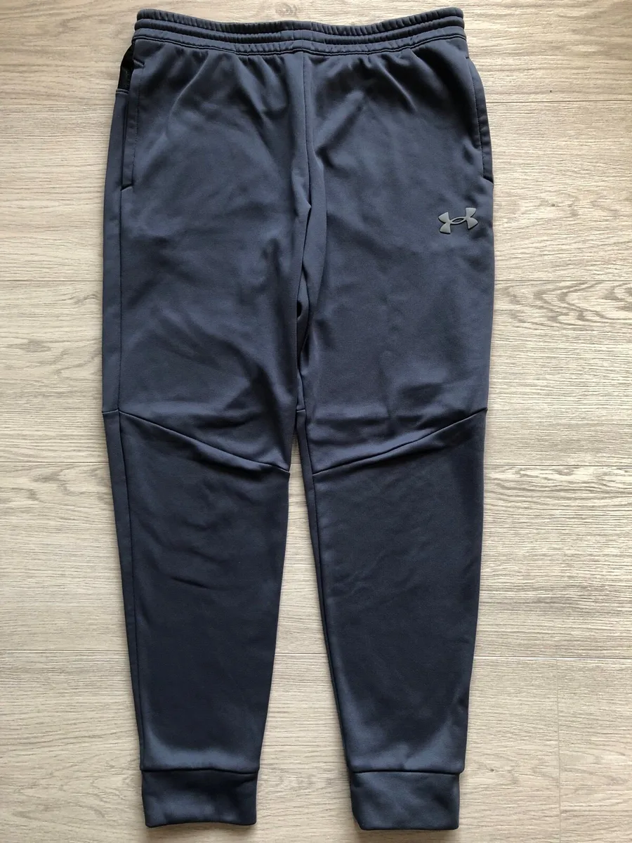 Under Armour Mens Tracksuit - Image 1