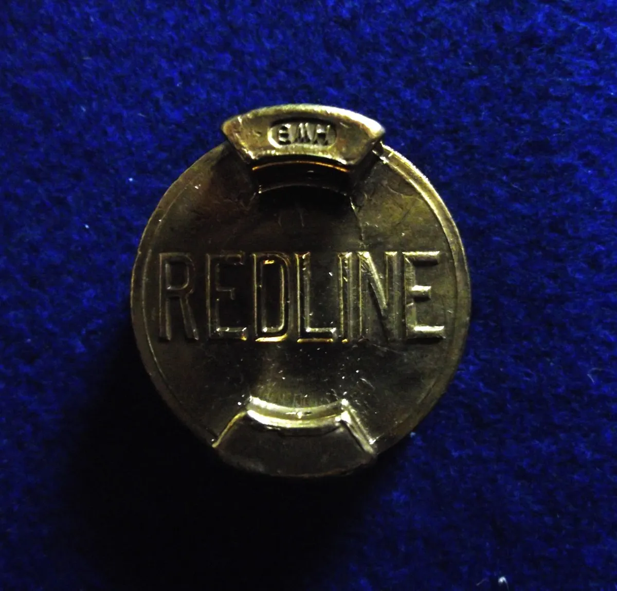Vintage 'Redline' Oil Can Cap - Image 1