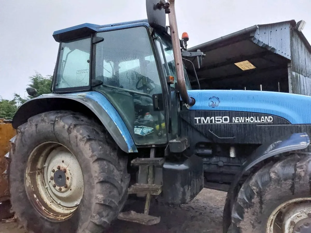 New Holland Tractor - Image 3