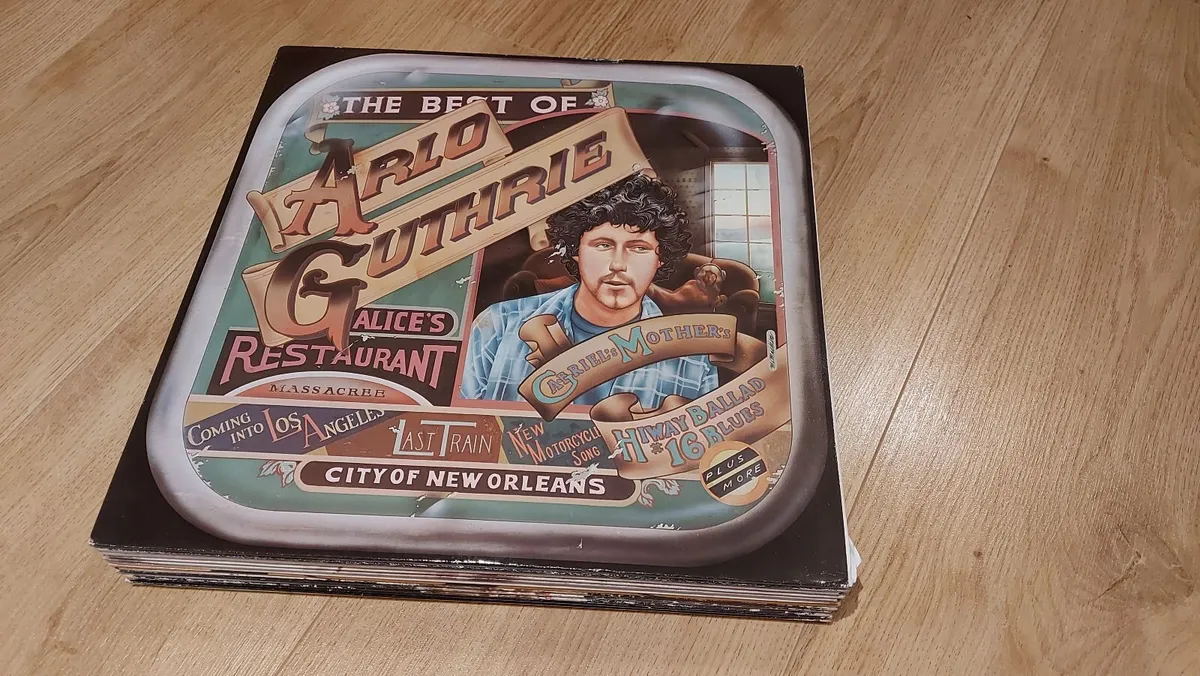 ARLO GUTHRIE - THE BEST OF - VINYL RECORD