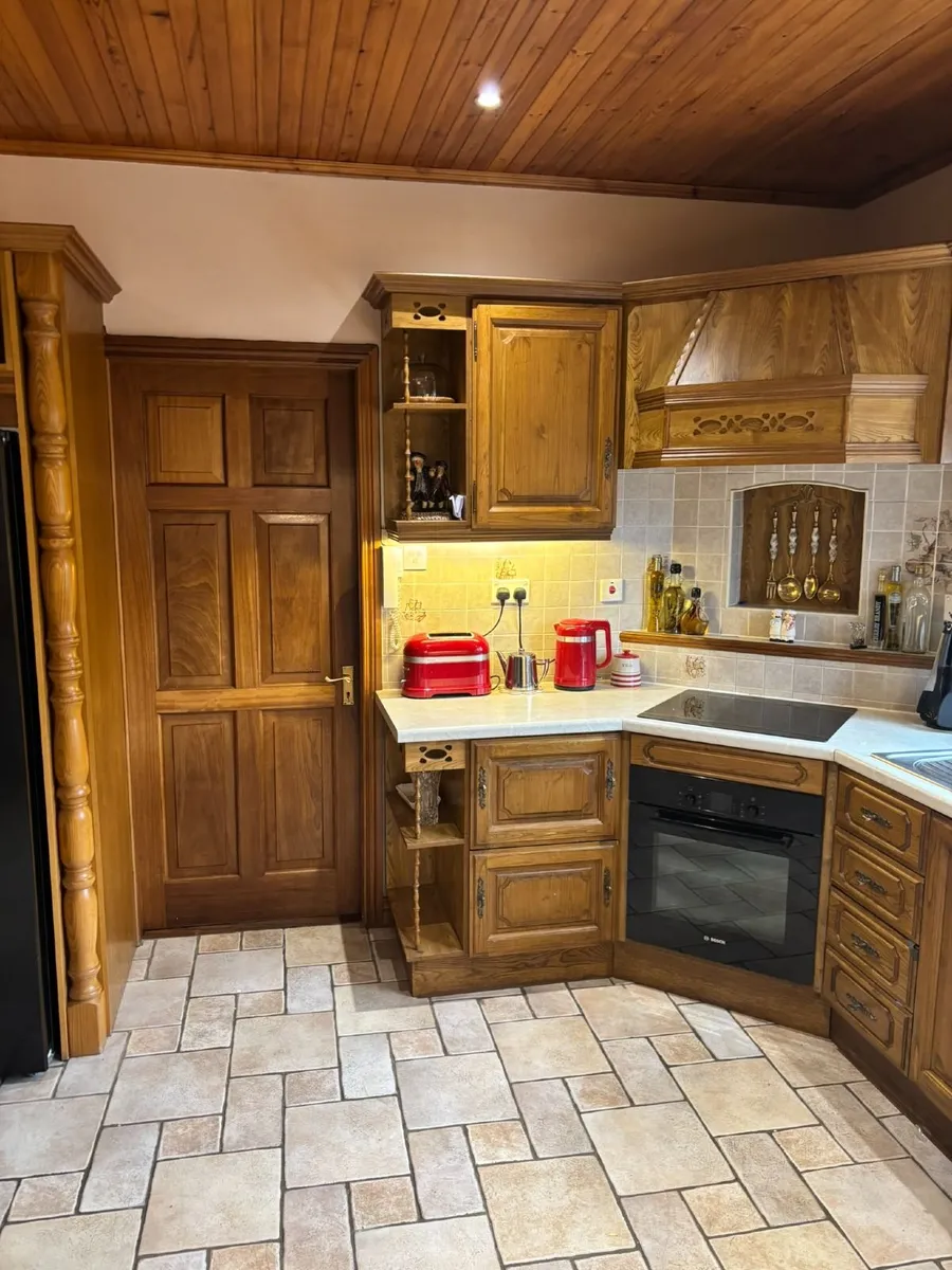 Kitchen - Image 2